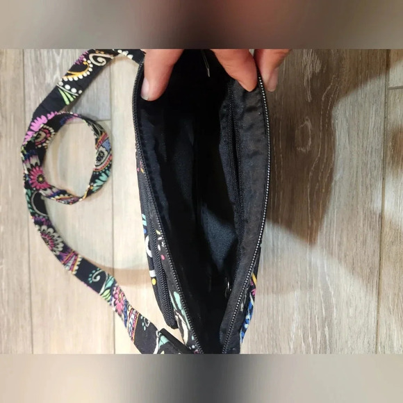 Vera Bradley black paisley quilted crossbody - Picture 2 of 8